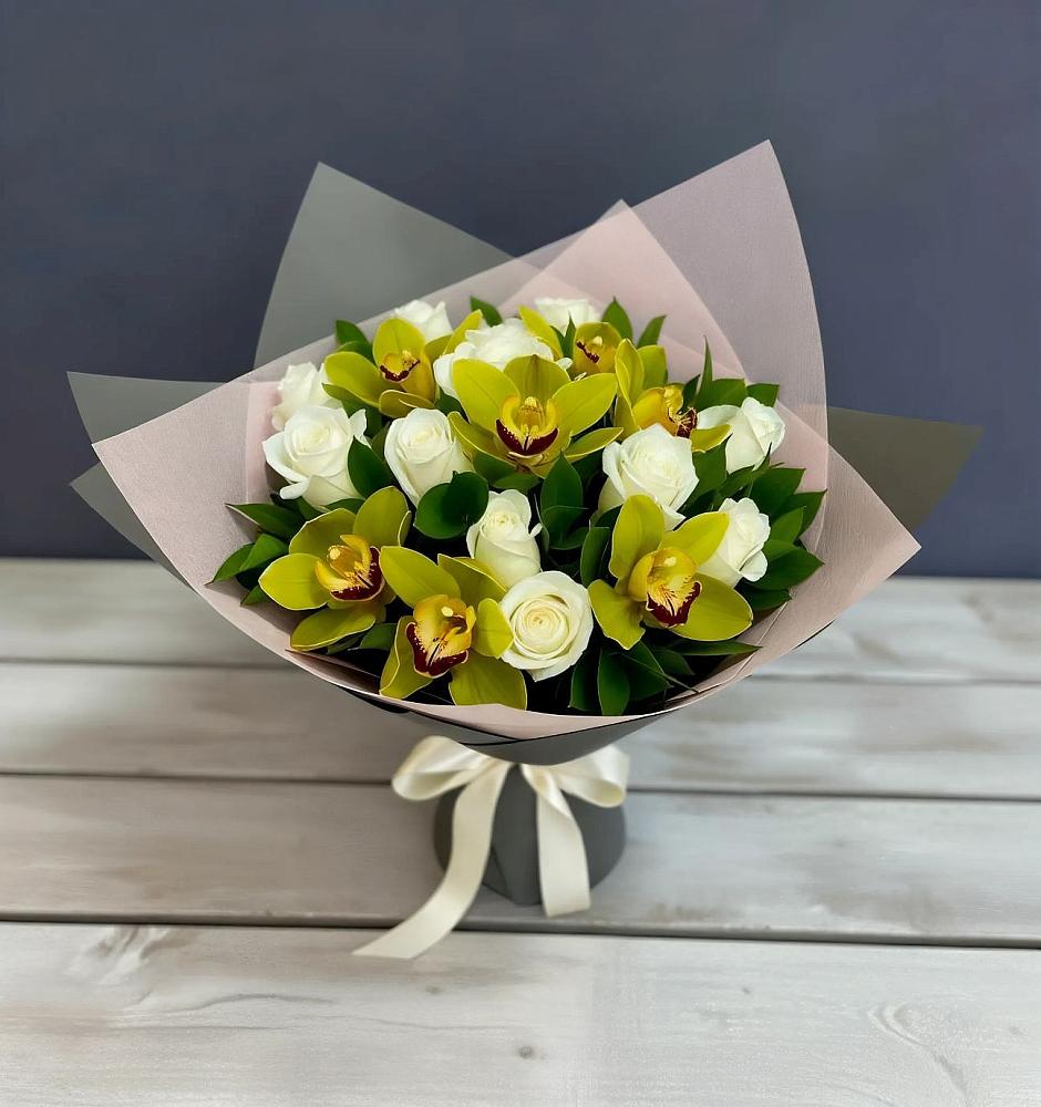 Букет цветов из: Орхидеи и Розы в Ивановское