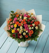 Букет Микс из разноцветных кустовых роз в Ивановское